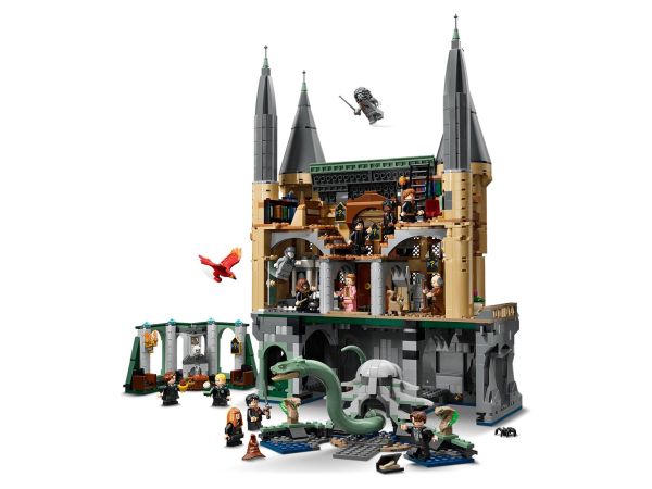 Интериор и детайли на стаите в LEGO 76473 Замъкът Хогуортс Източно крило с вълшебни аксесоари