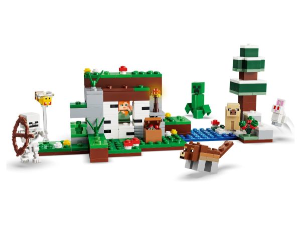 Конструктор LEGO Minecraft 21593 Първото нощно приключение - заден изглед на сглобения модел с минифигурки